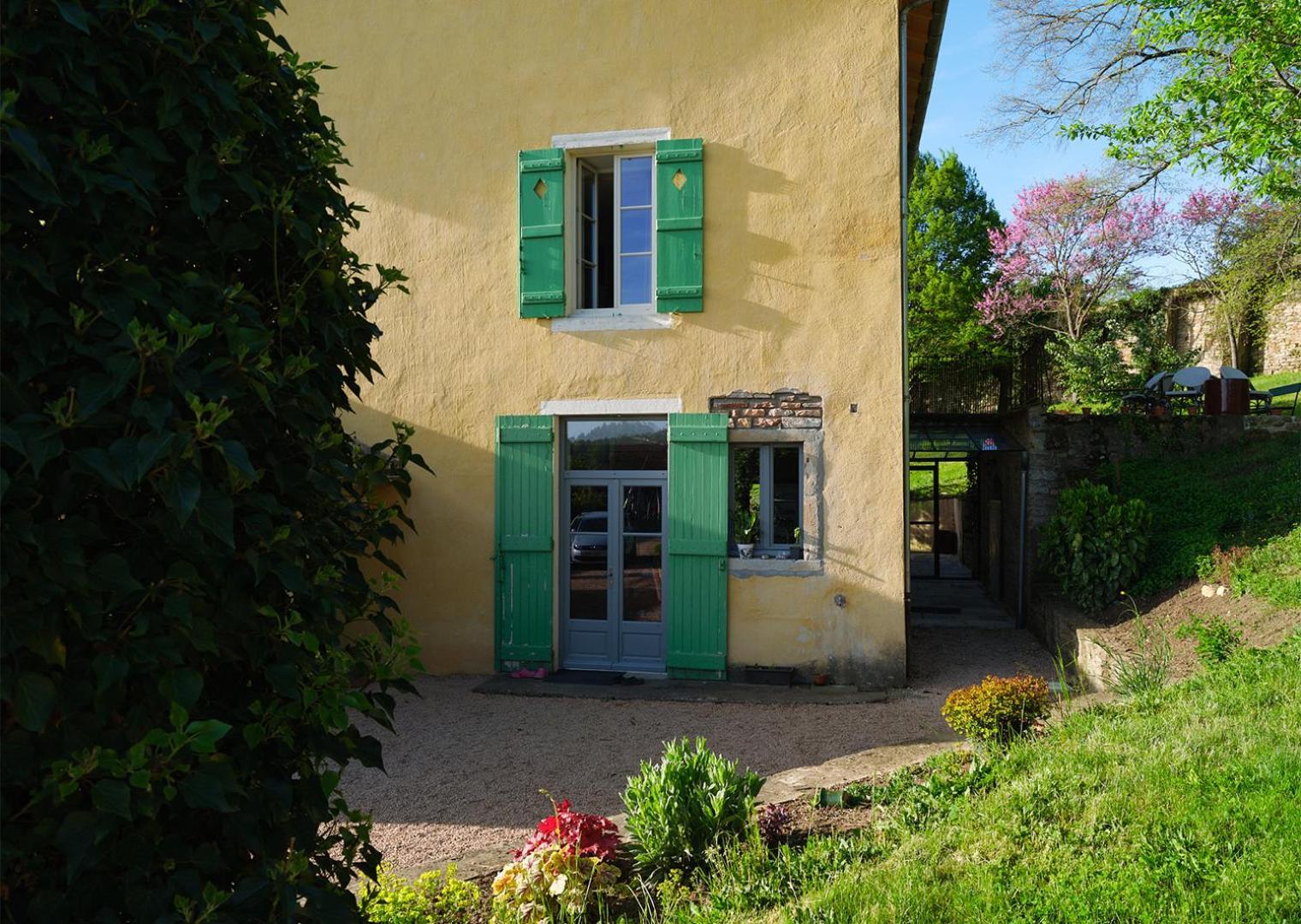 La Porte Des Pres Cluny Esterno foto